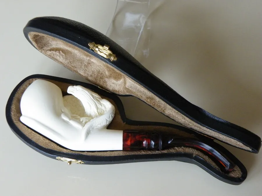 Hand-carved eagle Turkish block meerschaum pipe, product ANI-01
