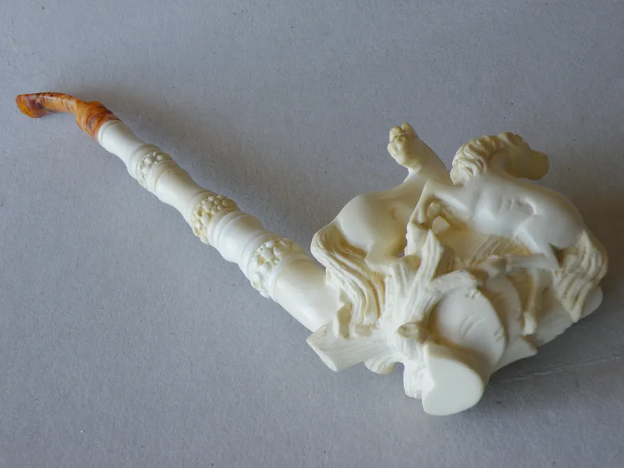 Hand-carved horses Turkish block meerschaum pipe, product ANI-04