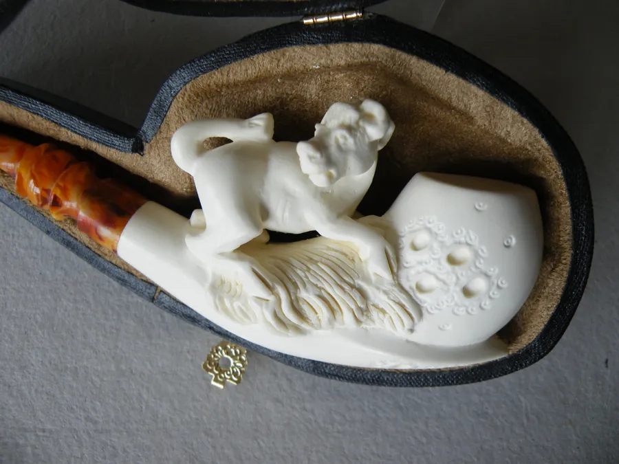 Hand-carved bull Turkish block meerschaum pipe, product ANI-25