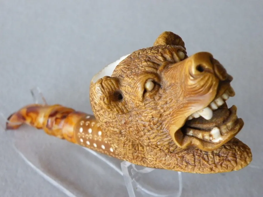 Hand-carved claw Turkish block meerschaum pipe, product ANI-30