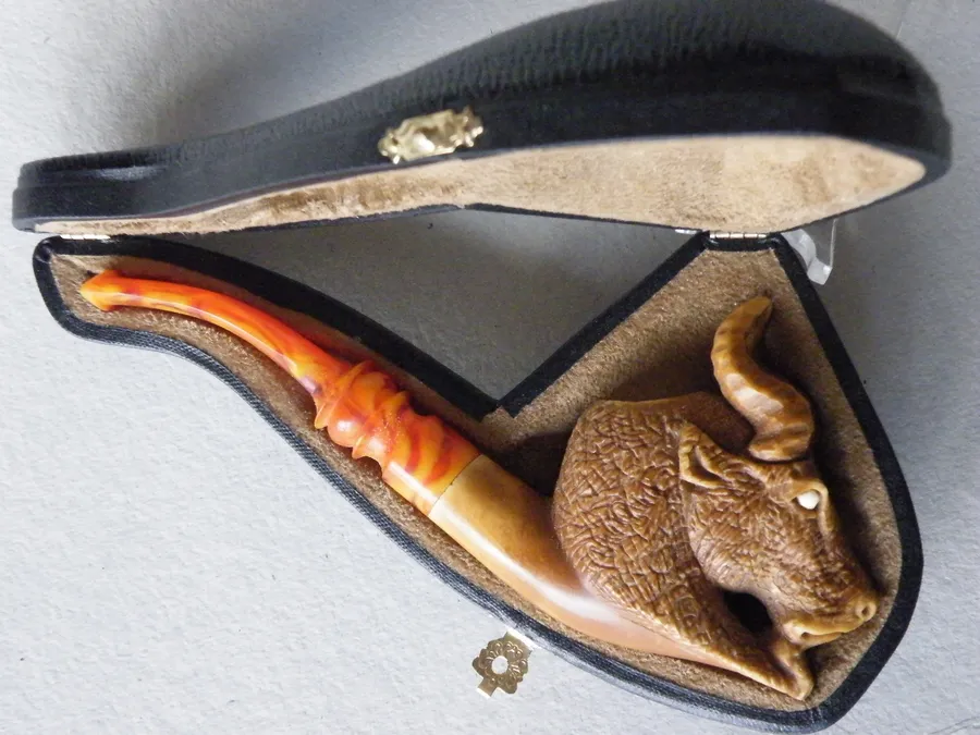 Hand-carved chamois Turkish block meerschaum pipe, product ANI-31