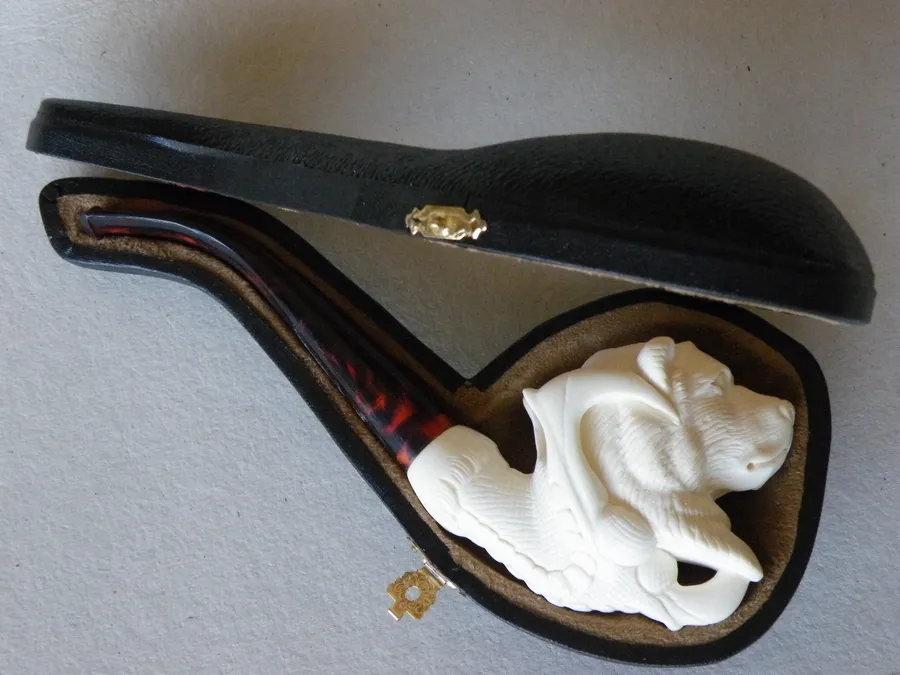 Hand-carved claw Turkish block meerschaum pipe, product ANI-33