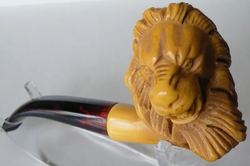 Hand-carved lion Turkish block meerschaum pipe, product ANI-36