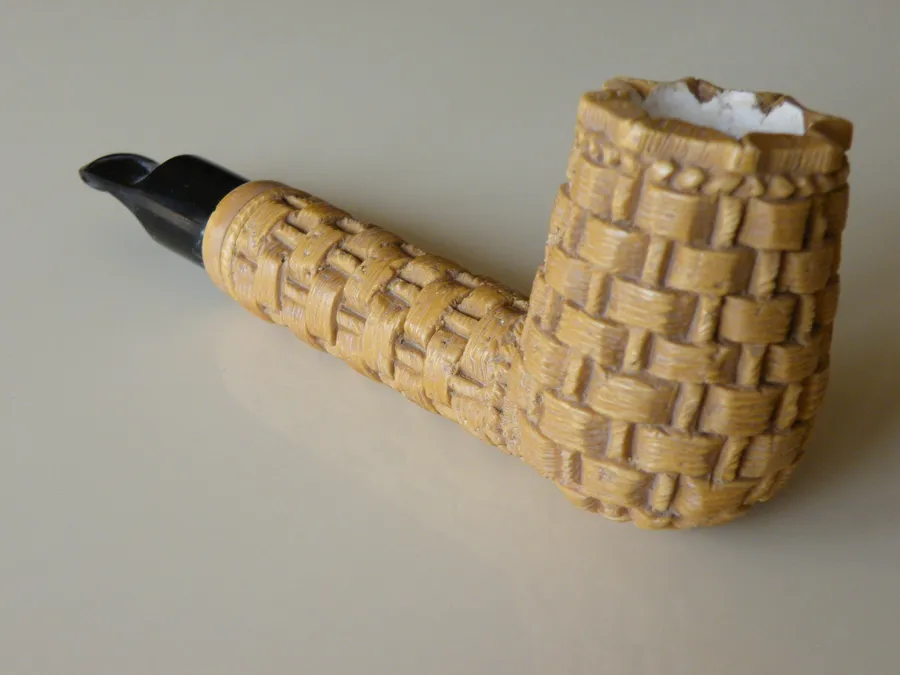 Hand-carved basket-weave Turkish block meerschaum pipe, product BAS-01