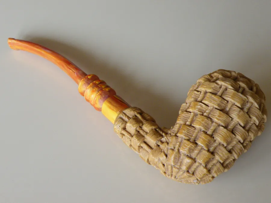 Hand-carved basket-weave Turkish block meerschaum pipe, product BAS-02