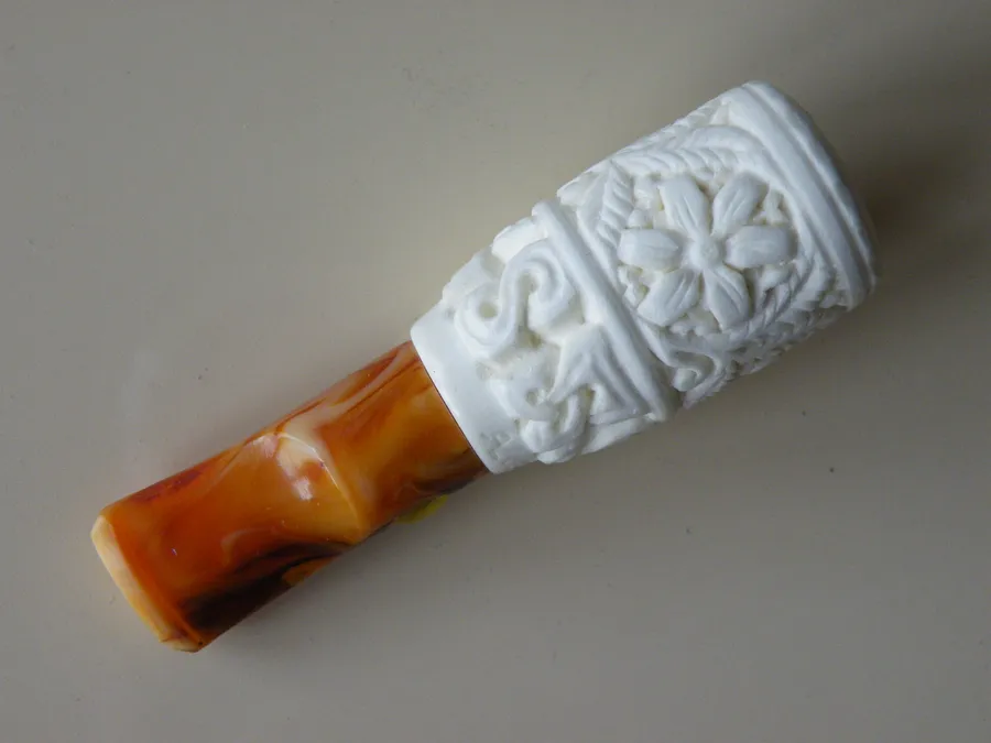 Hand-carved floral cigar holder Turkish block meerschaum cigar holder, product CIGARH-02