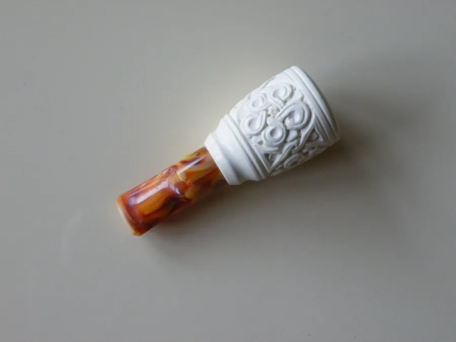 Hand-carved floral cigar holder Turkish block meerschaum cigar holder, product CIGARH-03