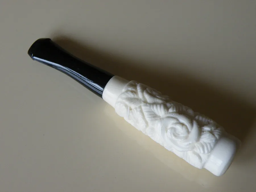 Hand-carved floral cigarette holder Turkish block meerschaum cigarette holder, product CGRTH-03