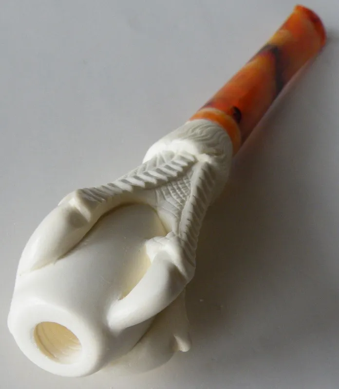 Hand-carved eagle's claw cigarette holder Turkish block meerschaum cigarette holder, product CGRTH-10