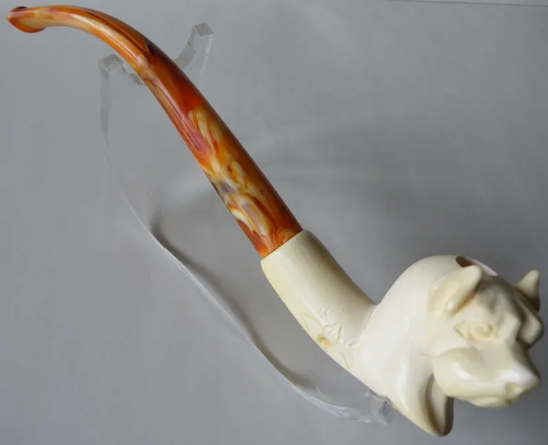 Hand-carved eagle's claw cigarette holder Turkish block meerschaum cigarette holder, product CGRTH-11