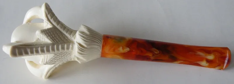 Hand-carved eagle's claw cigarette holder Turkish block meerschaum cigarette holder, product CGRTH-28