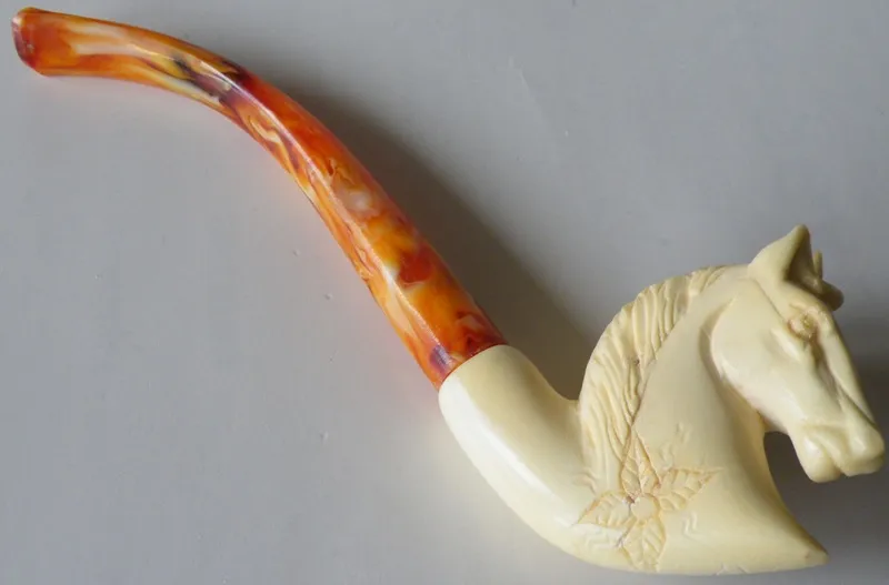Hand-carved horse cigarette holder Turkish block meerschaum cigarette holder, product CGRTH-33