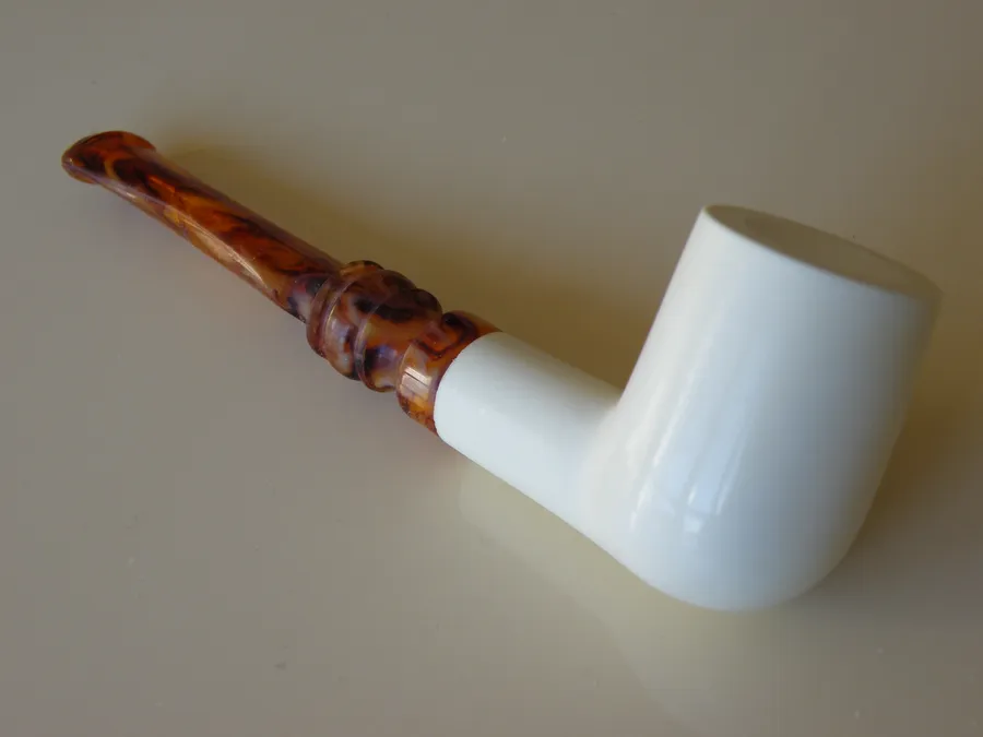 Hand-carved classic Turkish block meerschaum pipe, product CLA-06