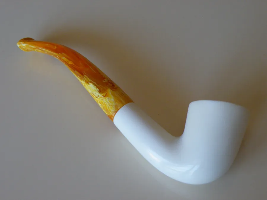 Hand-carved classic Turkish block meerschaum pipe, product CLA-33
