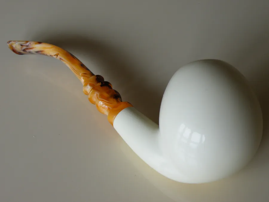 Hand-carved classic Turkish block meerschaum pipe, product CLA-47
