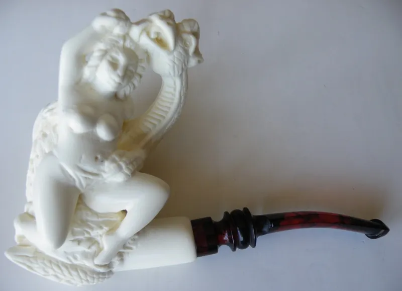 Hand-carved dragon Turkish block meerschaum pipe, product DRA-04