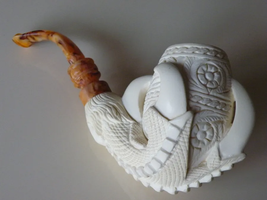 Hand-carved eagle's claw Turkish block meerschaum pipe, product EC-03