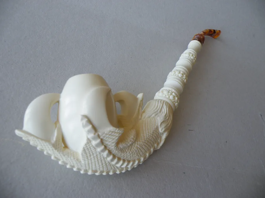 Hand-carved eagle's claw with floral Turkish block meerschaum pipe, product EC-07
