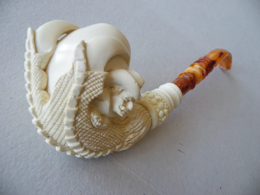 Hand-carved eagle's claw with floral Turkish block meerschaum pipe, product EC-09