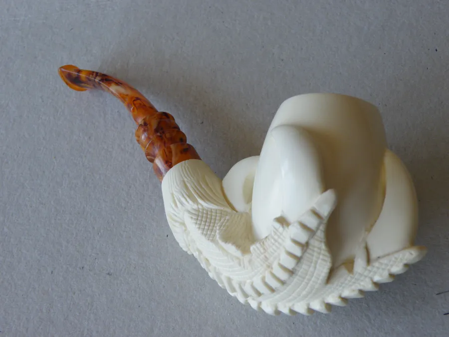 Hand-carved eagle's claw with floral Turkish block meerschaum pipe, product EC-18