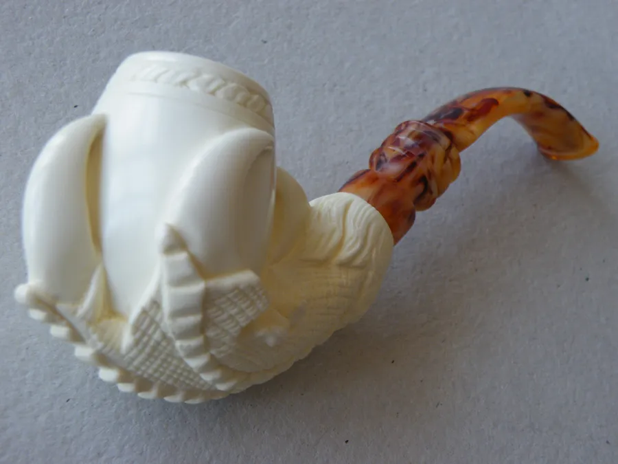 Hand-carved eagle's claw with floral Turkish block meerschaum pipe, product EC-20
