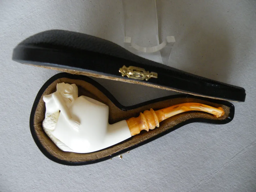 Hand-carved mermaid Turkish block meerschaum pipe, product NUDE-07