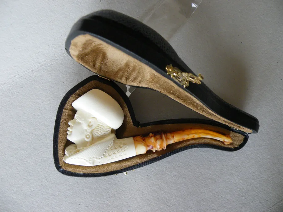 Hand-carved mermaid Turkish block meerschaum pipe, product NUDE-08