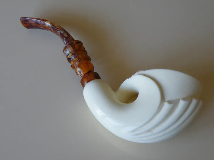 Hand-carved freehand Turkish block meerschaum pipe, product FH-10