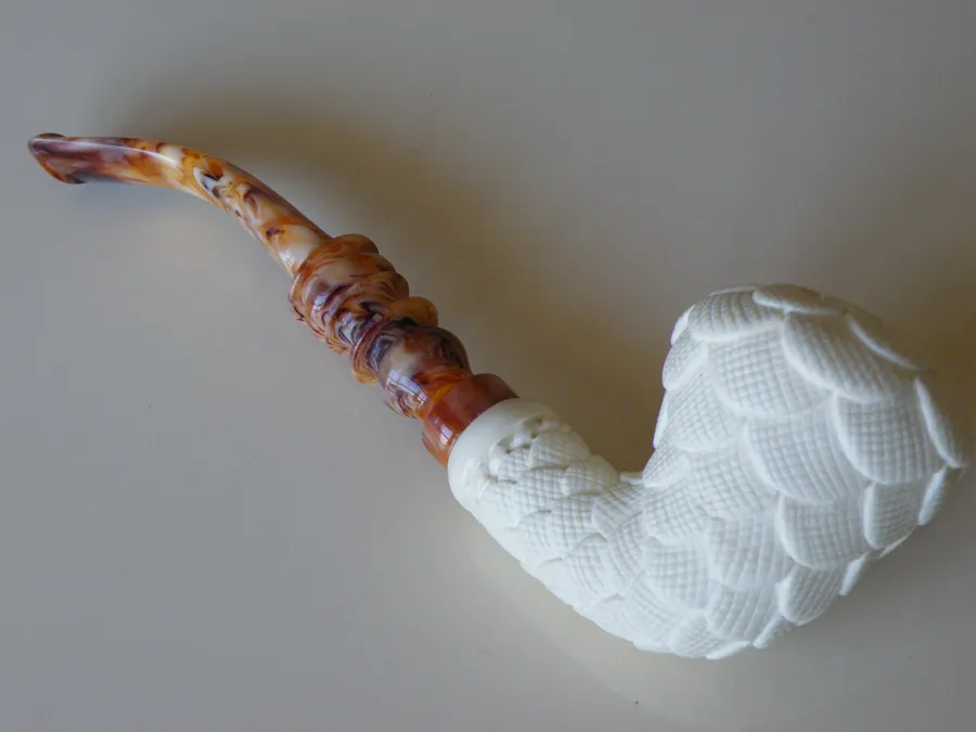 Hand-carved freehand Turkish block meerschaum pipe, product FH-21