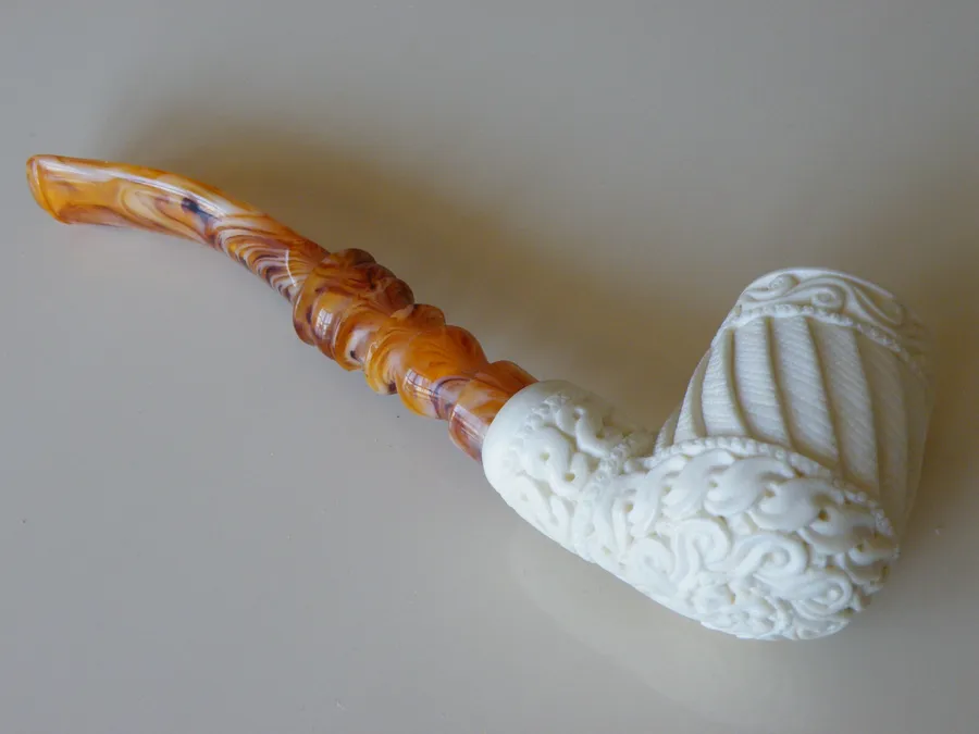 Hand-carved freehand Turkish block meerschaum pipe, product FH-26