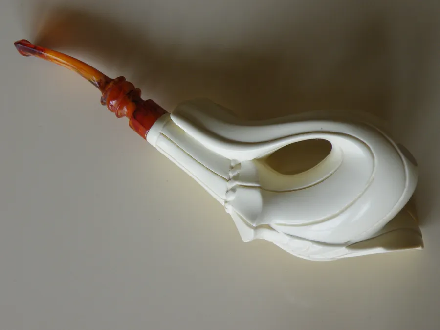 Hand-carved freehand Turkish block meerschaum pipe, product FH-61