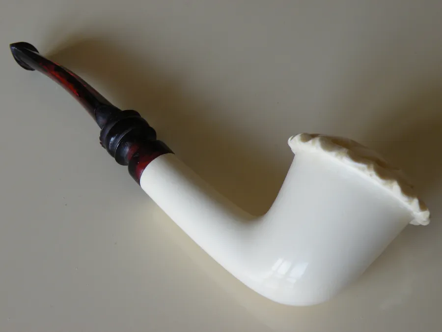 Hand-carved freehand Turkish block meerschaum pipe, product FH-67