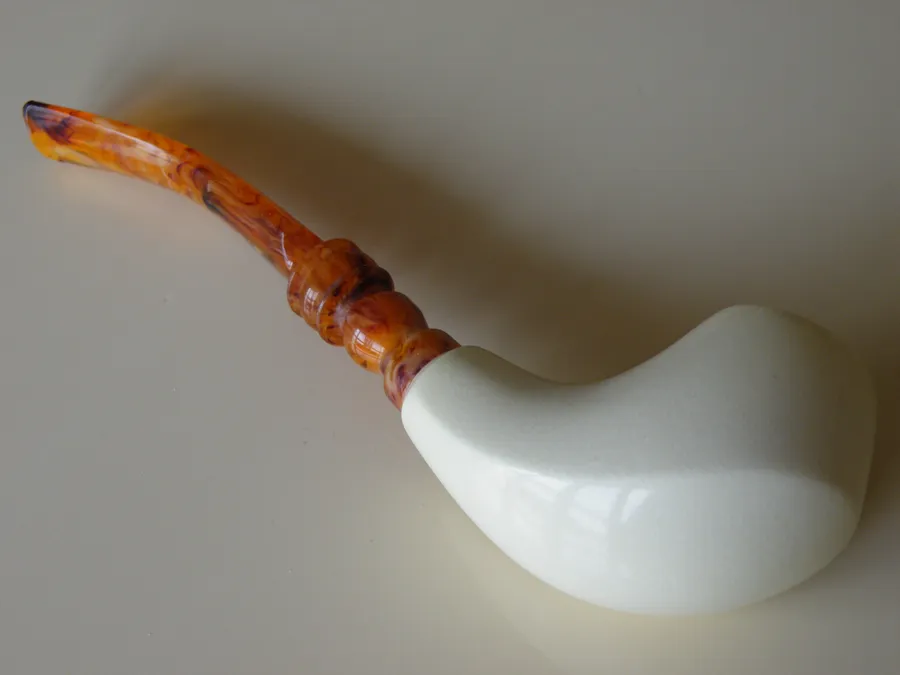 Hand-carved freehand Turkish block meerschaum pipe, product FH-68
