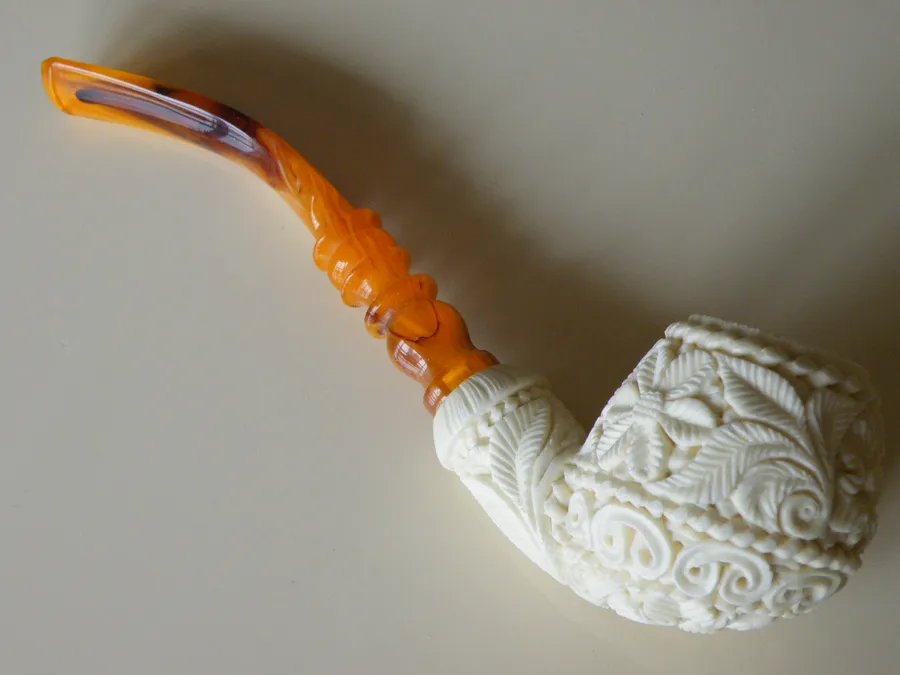 Hand-carved ornamental Turkish block meerschaum pipe, product ORN-07