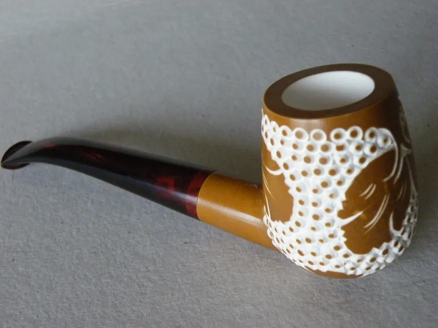 Hand-carved ornamental Turkish block meerschaum pipe, product ORN-13