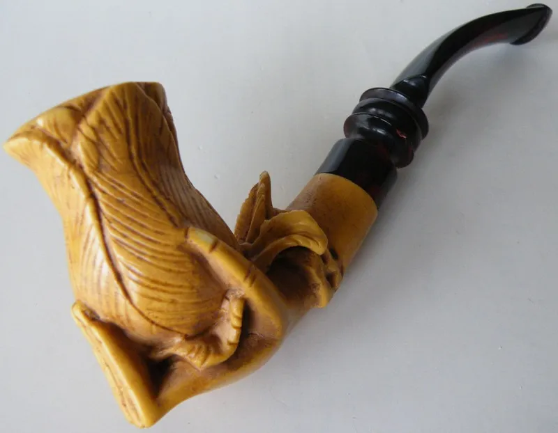 Hand-carved ornamental Turkish block meerschaum pipe, product ORN-17