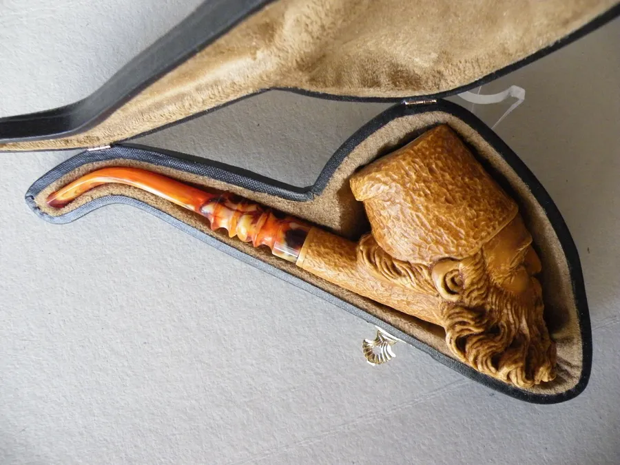 Hand-carved figure in a fez Turkish block meerschaum pipe, product PORT-04