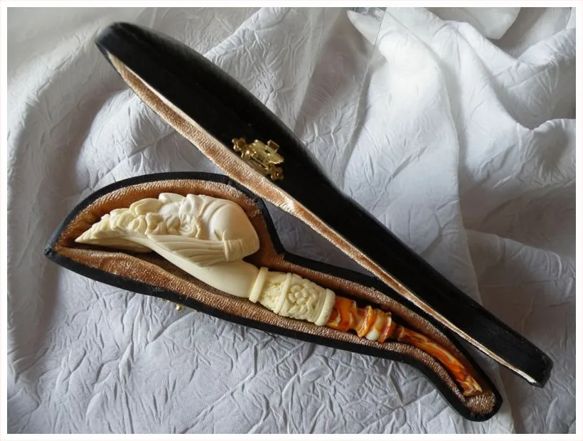 Hand-carved figure in a fez Turkish block meerschaum pipe, product PORT-07