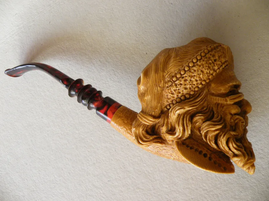 Hand-carved santa claus Turkish block meerschaum pipe, product SANTA-01